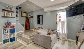 35 Grand St, Amsterdam, NY 12010