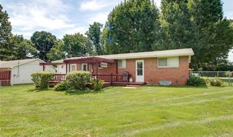 5411 Nelson Pl, Alton, IL 62002