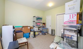 53 Brushy Plain Rd APT 5A, Branford, CT 06405