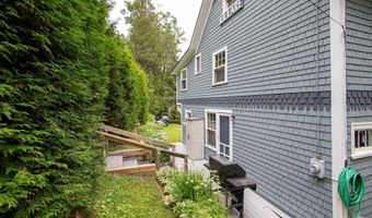 1639 W Shore Rd, Cabot, VT 05647