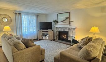 10 Parsley Ln, Narragansett, RI 02874