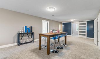 6235 US Highway 69, Ames, IA 50010