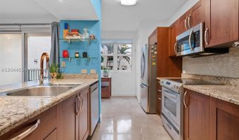 19900 E Country Club Dr 212, Aventura, FL 33180