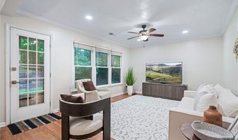 10965 Pinehigh Dr, Alpharetta, GA 30022
