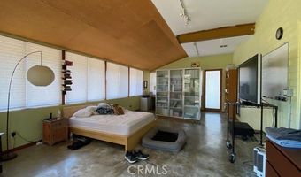 1820 Lookout Dr, Agoura Hills, CA 91301