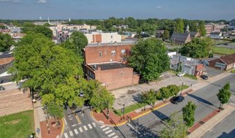 226 W LOOCKERMAN St, Dover, DE 19901