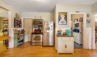 26 Jefferson St, Bangor, ME 04401