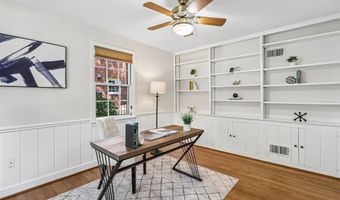 5601 KIRKWOOD Dr, Bethesda, MD 20816