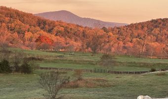 23 WHITE HORSE HILL Ln, Amissville, VA 20106