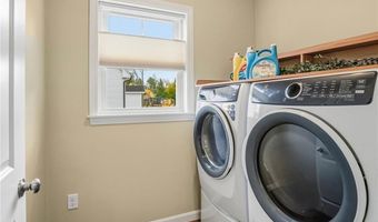 46 Lilyana Way, Cranston, RI 02920