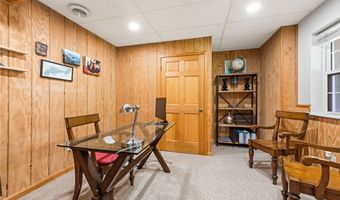 292 Summerhill Dr, Aurora, OH 44202