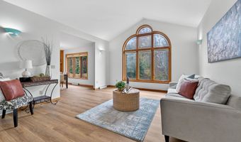 W2313 ST GERMAINE Court, Appleton, WI 54915