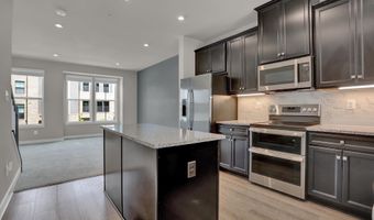 1927 FOUR ROSES St, Baltimore, MD 21222