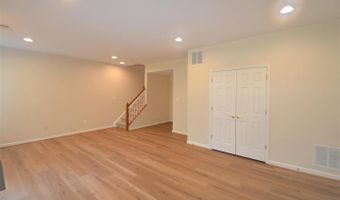 25140 BOOMERANG Ter, Aldie, VA 20105