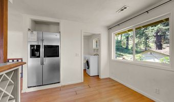 8157 S A St, Springfield, OR 97478