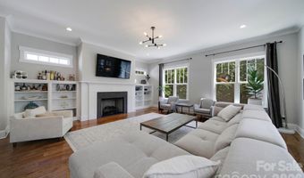 3015 Commonwealth Ave, Charlotte, NC 28205