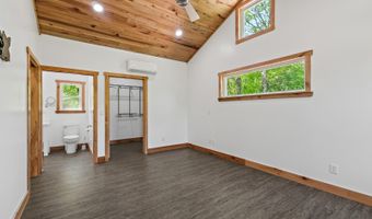 6559 Poston Rd, Athens, OH 45701