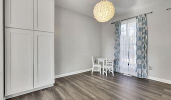 9310 Prestwick Green Dr, Columbus, OH 43240