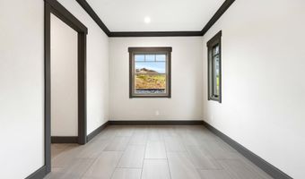 2485 BEACH LOOP Dr, Bandon, OR 97411