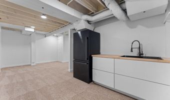 709 N 5th Ave, Ann Arbor, MI 48104