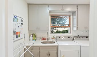 1780 CLOVER RIDGE Rd NE, Albany, OR 97322