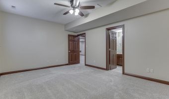 20 Forrests Edge Ct, Indianapolis, IN 46227