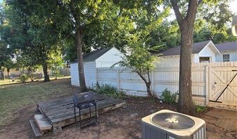 808 E Elm St, Altus, OK 73521