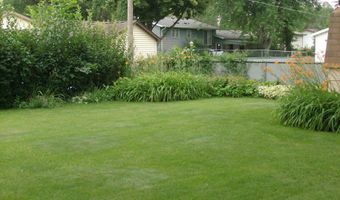 1521 S 7th St, Aberdeen, SD 57401