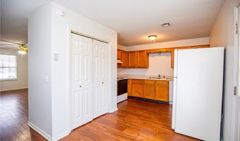 2513 4th St, Bentonville, AR 72712
