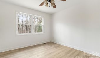 22055 Oakwood Rd, Albemarle, NC 28001