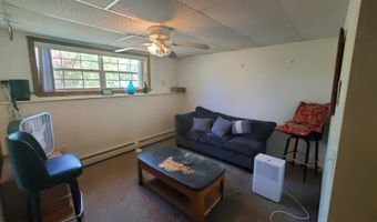 41 Dana Dr, Bangor, ME 04401