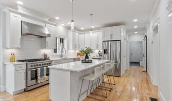 324 Old Harvard Rd, Boxborough, MA 01719