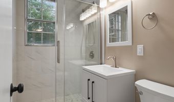 1909 KEY Blvd 11554, Arlington, VA 22201