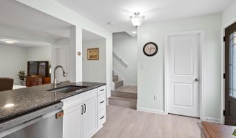 421 KNOTTWOOD Ct, Arnold, MD 21012