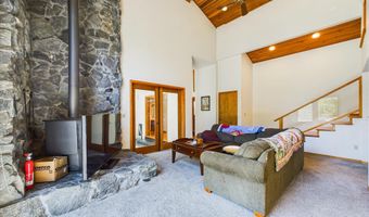 3122 St Louis Rd, Arcata, CA 95521