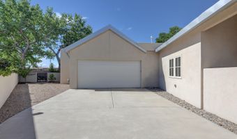 2204 Via Granada Pl NW, Albuquerque, NM 87104