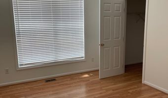 17 WHITE CRANE Dr, Berlin, MD 21811