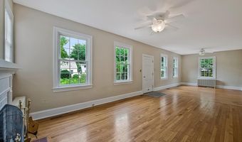 115 LUCAS Ln, Bethesda, MD 20814