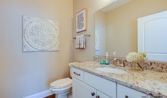 705 N Kaspar Ave, Arlington Heights, IL 60004