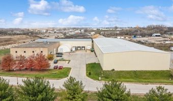 2105 SE 5th St, Ames, IA 50010