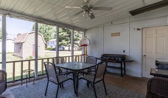 315 N York St, Albion, IN 46701