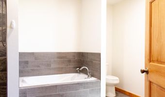 1392 Sugarloaf Rd, Amity, AR 71921