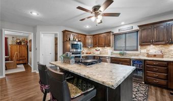3401 N 154th St, Basehor, KS 66007