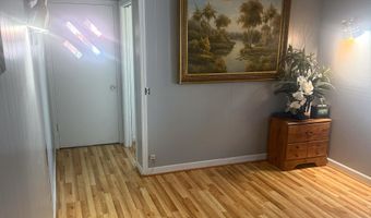 102 N Hazel Ave, Andrews, SC 29510