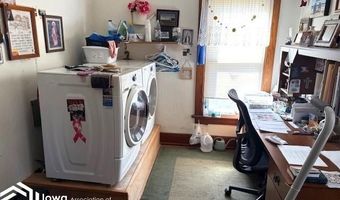 210 E North St, Algona, IA 50511