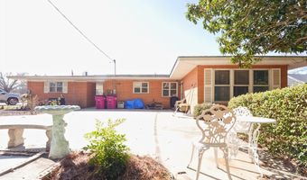 701 Smallee St, Alma, GA 31510