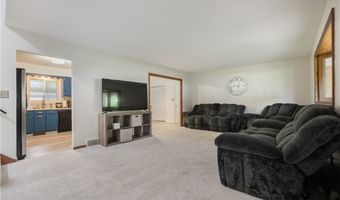 13795 Overcrest St NE, Alliance, OH 44601