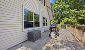 306 Mountain Rd, Albrightsville, PA 18210