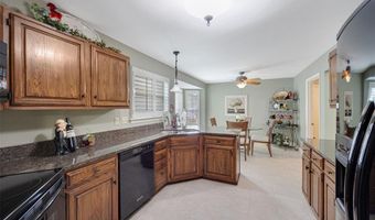 1112 Oak Borough Dr, Ballwin, MO 63021