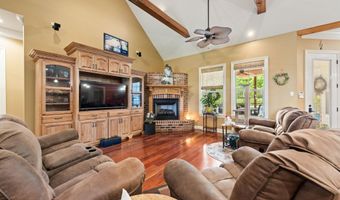 2073 Main Hwy, Arnaudville, LA 70512